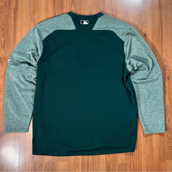 Athletics Stitched Authentic Majestic Thermabase Pullover Mens L - Picture 5 of 14